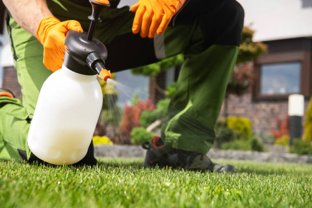 Best Commercial Pest Control Services  in Huntingdon, PA